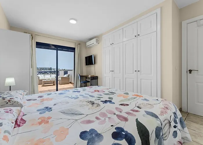 Liv * Playa Blanca (Lanzarote)